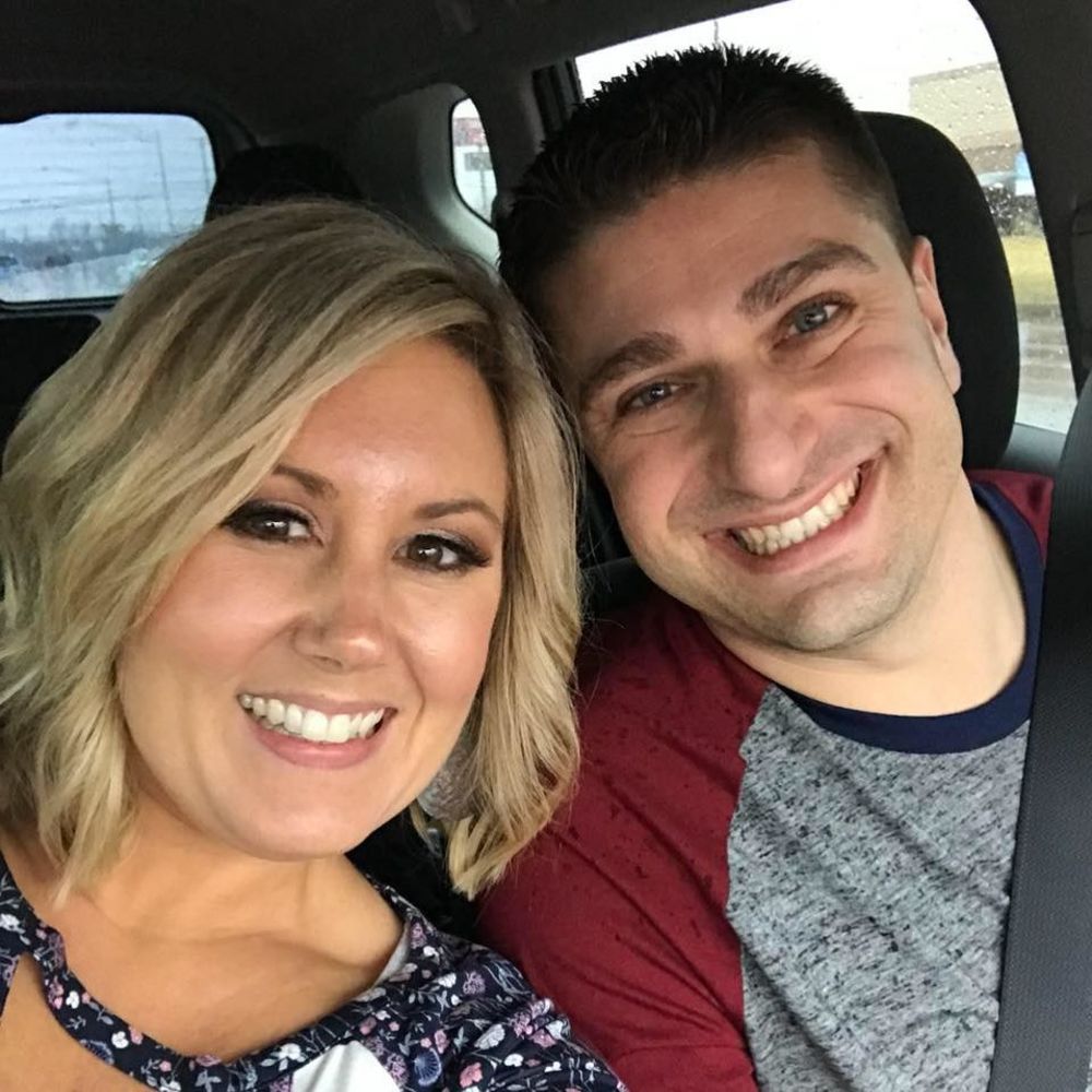 Meet your Posher, Sharona